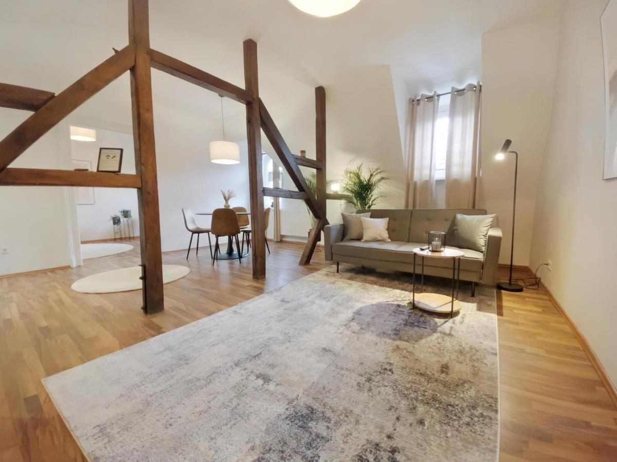 Milpau Recklinghausen1 - Modernes Und Zentrales Premium-Apartment Mit Queensize-Bett, Netflix, Nespresso, Smart-Tv Und Privatparkplatz Luaran gambar