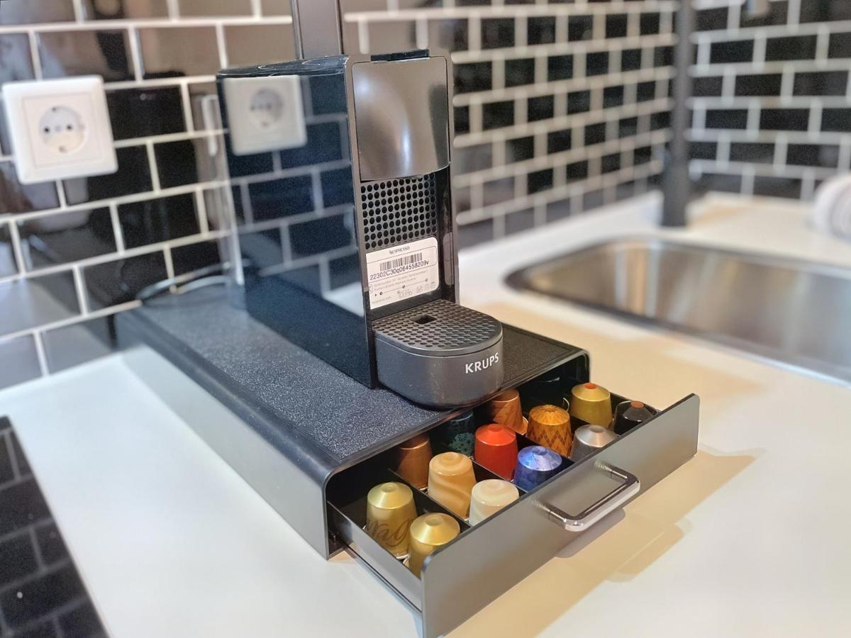 Milpau Recklinghausen1 - Modernes Und Zentrales Premium-Apartment Mit Queensize-Bett, Netflix, Nespresso, Smart-Tv Und Privatparkplatz Luaran gambar